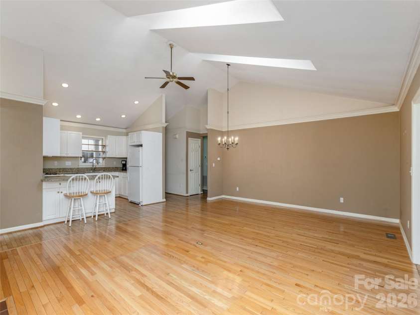 1109 Citation Circle, Hendersonville, NC 28739.  MLS# CAR4353667, YatesRealty ID 4037. 
