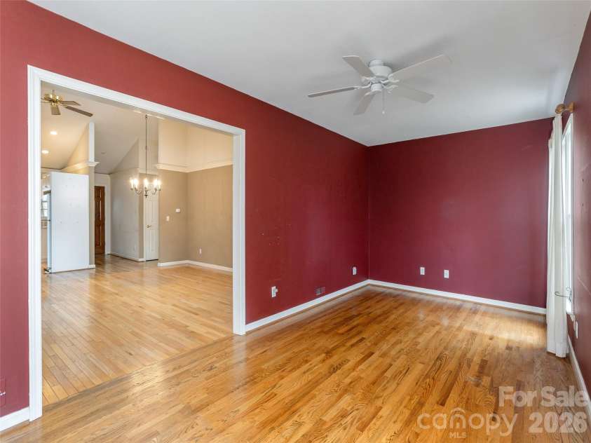 1109 Citation Circle, Hendersonville, NC 28739.  MLS# CAR4353667, YatesRealty ID 4037. 