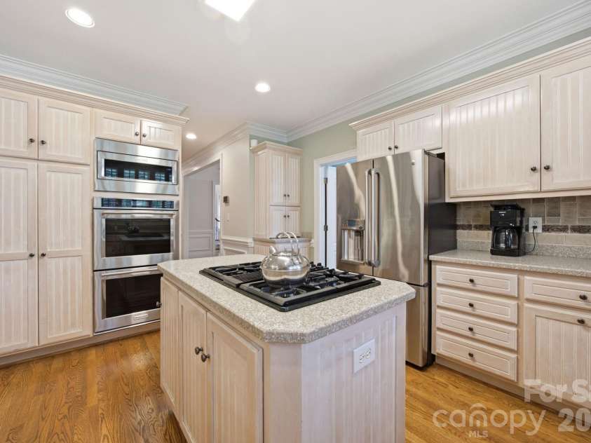 1016 Firethorne Club Drive, Waxhaw, NC 28173.  MLS# CAR4393647, YatesRealty ID 40370. 