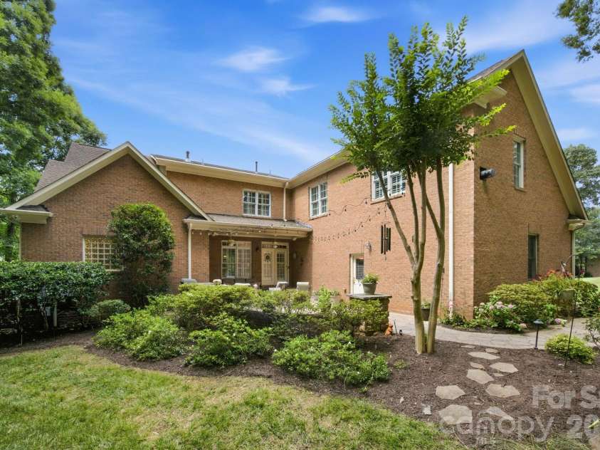 1016 Firethorne Club Drive, Waxhaw, NC 28173.  MLS# CAR4393647, YatesRealty ID 40370. 