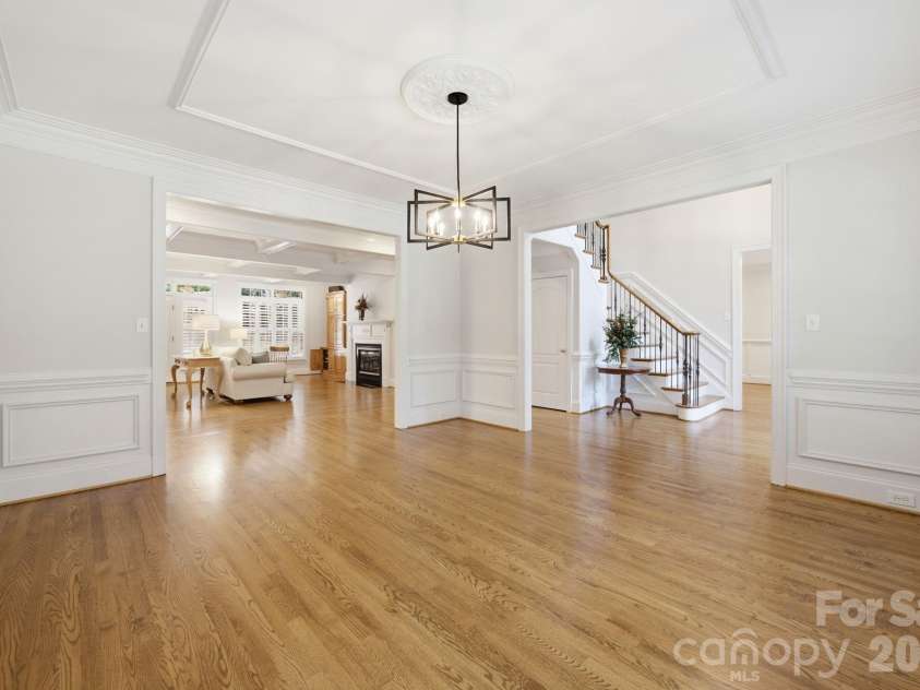 1016 Firethorne Club Drive, Waxhaw, NC 28173.  MLS# CAR4393647, YatesRealty ID 40370. Spacious Dining Room