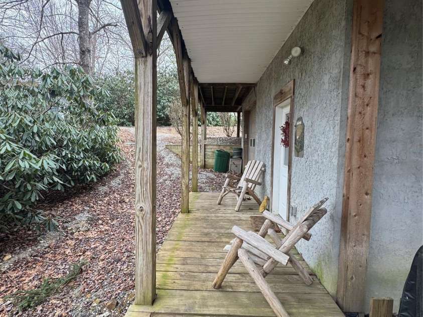 128 Hillcrest Road, Newland, NC 28657.  MLS# CAR4336111, YatesRealty ID 40372. 