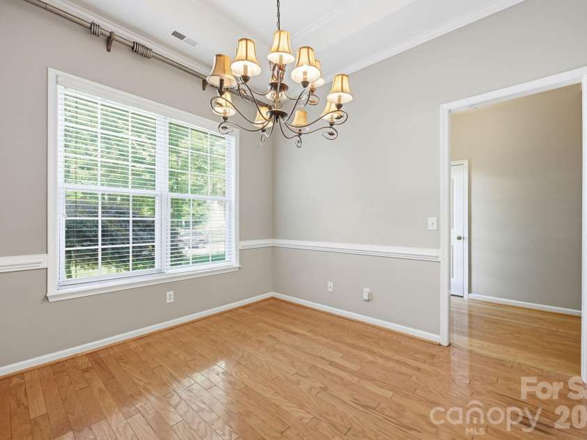16904 Taft Court, Huntersville, NC 28078.  MLS# CAR4394406, YatesRealty ID 40379. Dining Room