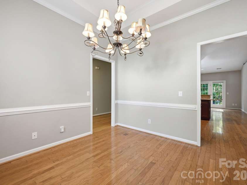 16904 Taft Court, Huntersville, NC 28078.  MLS# CAR4394406, YatesRealty ID 40379. Dining Room