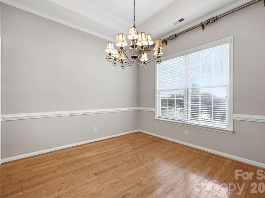 16904 Taft Court, Huntersville, NC 28078.  MLS# CAR4394406, YatesRealty ID 40379. Dining Room