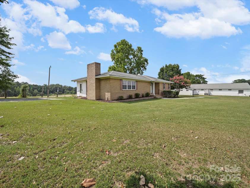 1497 White Store Road, Pageland, SC 29728.  MLS# CAR4279073, YatesRealty ID 4038. 