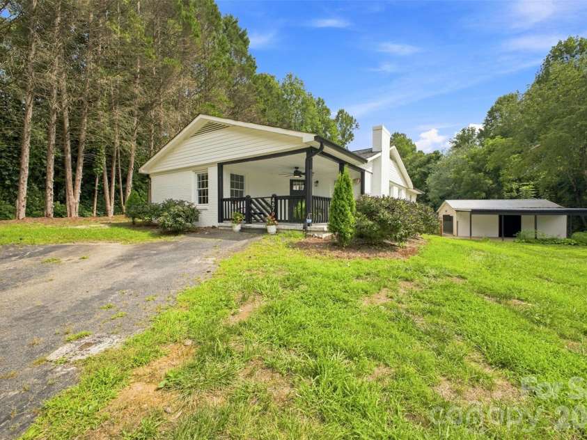 4879 Joe Powell Road, Morganton, NC 28655.  MLS# CAR4408038, YatesRealty ID 40382. 