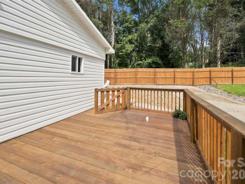 4879 Joe Powell Road, Morganton, NC 28655.  MLS# CAR4408038, YatesRealty ID 40382. 