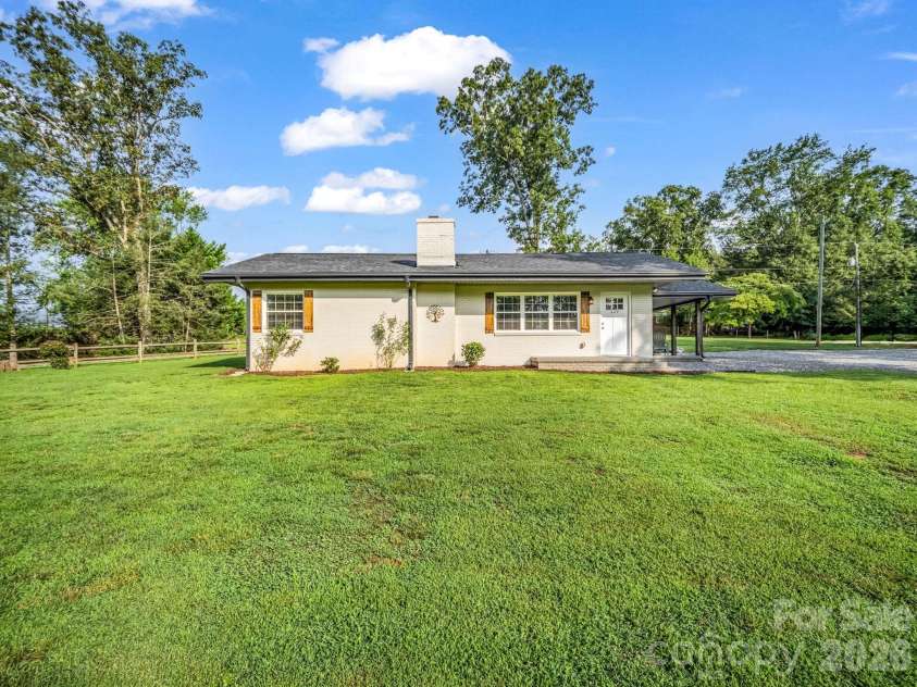 629 Thompson Road, Rutherfordton, NC 28139.  MLS# CAR4407061, YatesRealty ID 40383. 