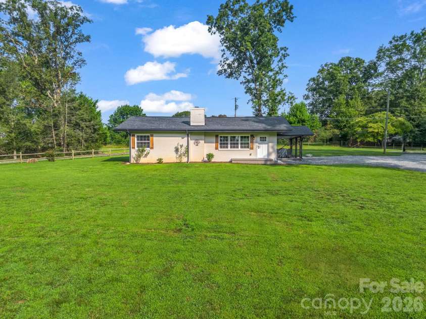 629 Thompson Road, Rutherfordton, NC 28139.  MLS# CAR4407061, YatesRealty ID 40383. 