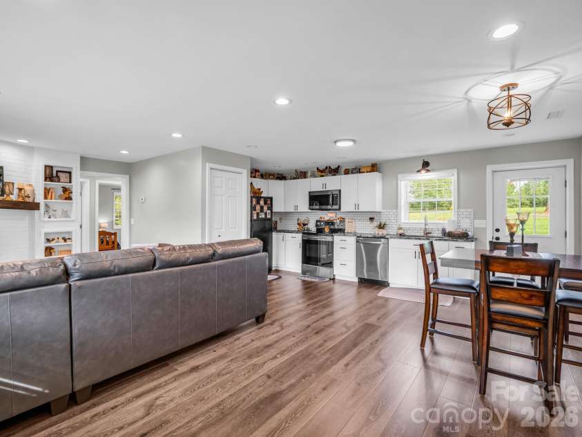 629 Thompson Road, Rutherfordton, NC 28139.  MLS# CAR4407061, YatesRealty ID 40383. 