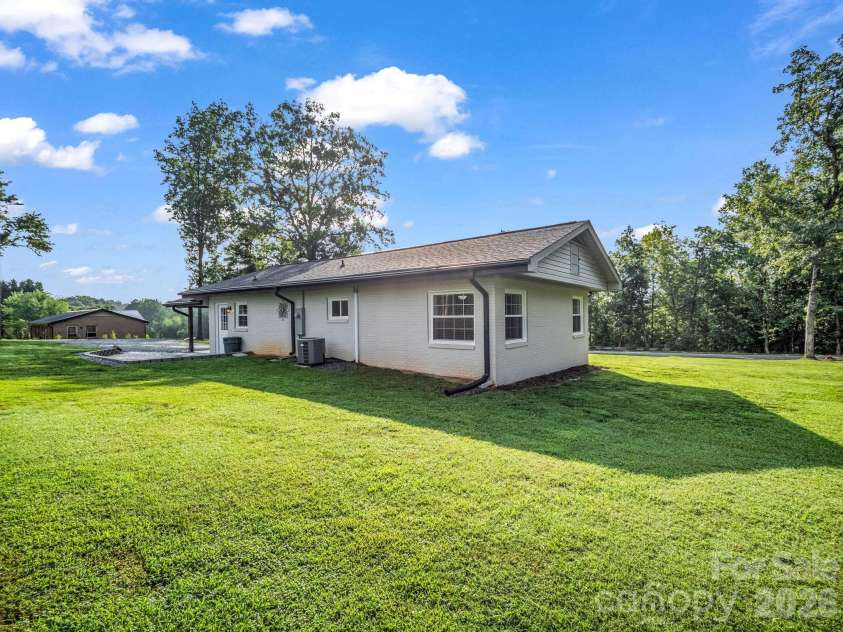 629 Thompson Road, Rutherfordton, NC 28139.  MLS# CAR4407061, YatesRealty ID 40383. 