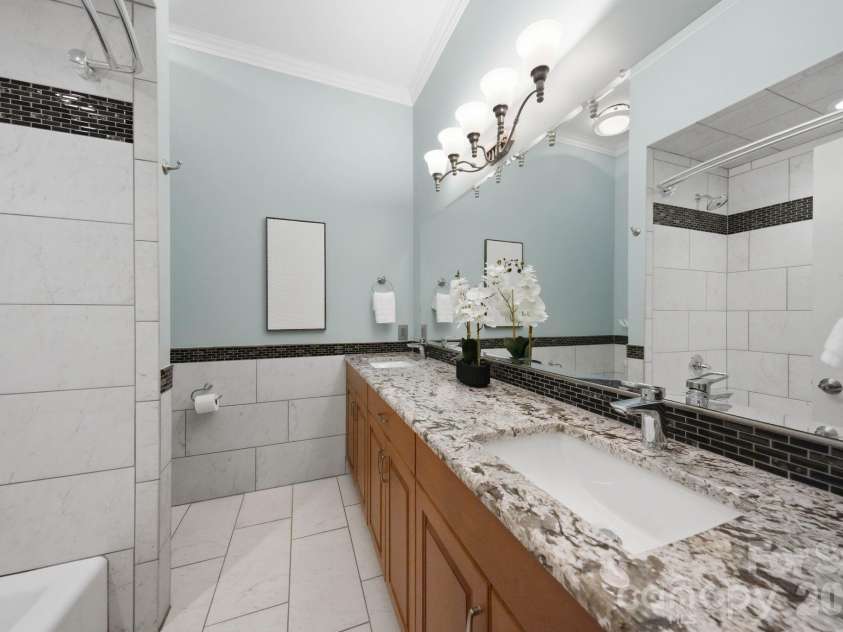 145 Baymount Drive, Statesville, NC 28625.  MLS# CAR4403501, YatesRealty ID 40387. 