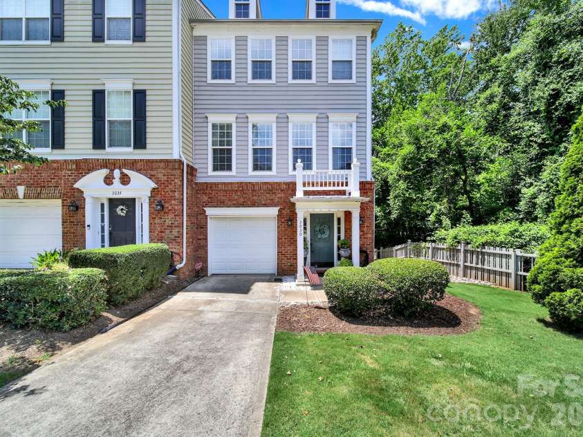 3030 Castleberry Court, Charlotte, NC 28209.  MLS# CAR4402295, YatesRealty ID 40389. 