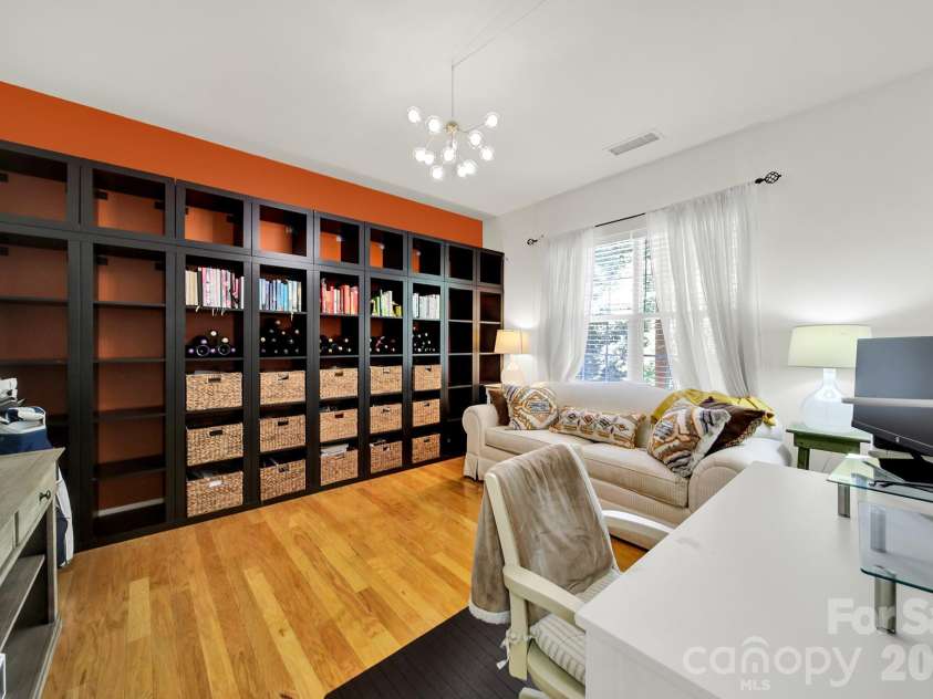 3030 Castleberry Court, Charlotte, NC 28209.  MLS# CAR4402295, YatesRealty ID 40389. 