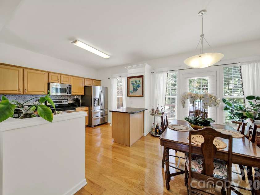 3030 Castleberry Court, Charlotte, NC 28209.  MLS# CAR4402295, YatesRealty ID 40389. 
