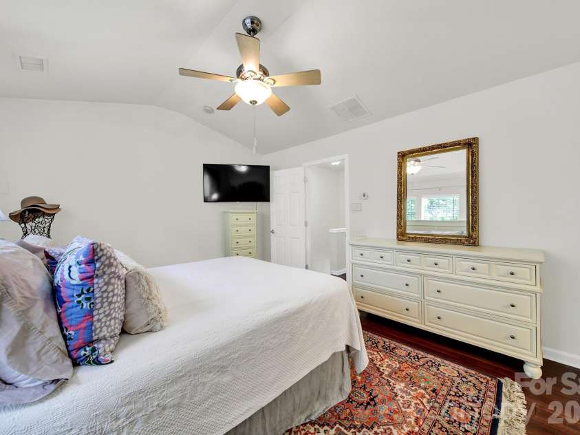 3030 Castleberry Court, Charlotte, NC 28209.  MLS# CAR4402295, YatesRealty ID 40389. 