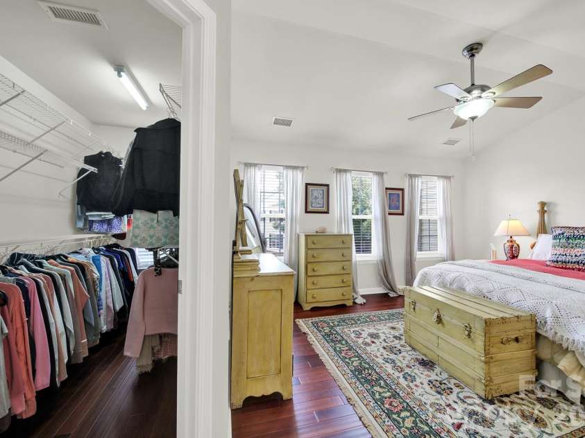 3030 Castleberry Court, Charlotte, NC 28209.  MLS# CAR4402295, YatesRealty ID 40389. 