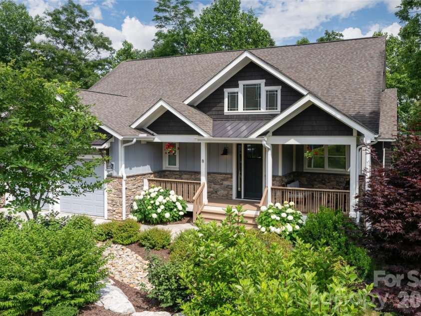 8 Sugarland Ridge Road, Fairview, NC 28730.  MLS# CAR4396136, YatesRealty ID 40393. 