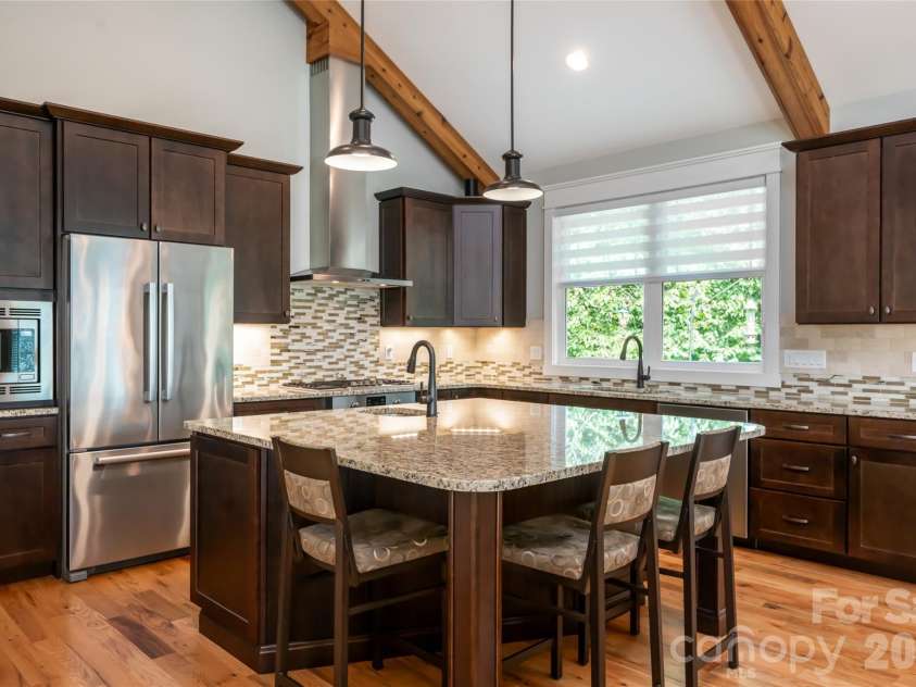 8 Sugarland Ridge Road, Fairview, NC 28730.  MLS# CAR4396136, YatesRealty ID 40393. 