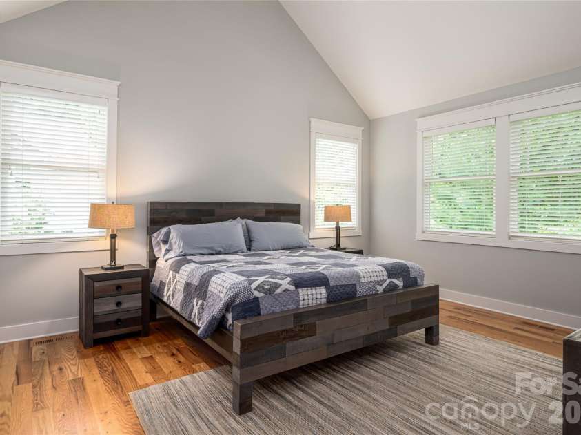 8 Sugarland Ridge Road, Fairview, NC 28730.  MLS# CAR4396136, YatesRealty ID 40393. Primary Bedroom
