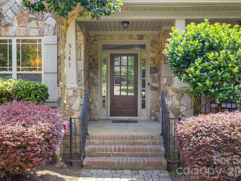 5141 Berkeley Park Court, Charlotte, NC 28277.  MLS# CAR4396509, YatesRealty ID 40394. 