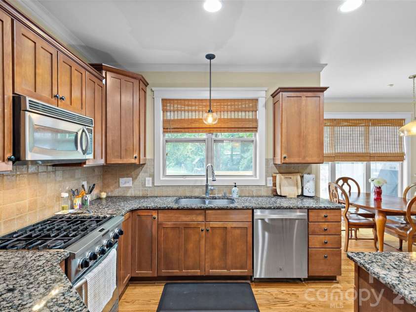 5141 Berkeley Park Court, Charlotte, NC 28277.  MLS# CAR4396509, YatesRealty ID 40394. 