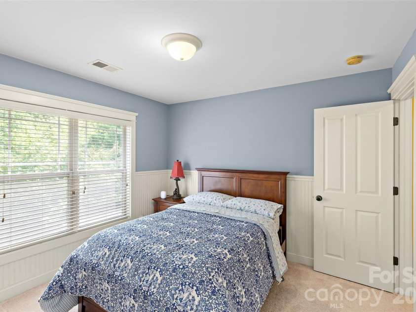 5141 Berkeley Park Court, Charlotte, NC 28277.  MLS# CAR4396509, YatesRealty ID 40394. 