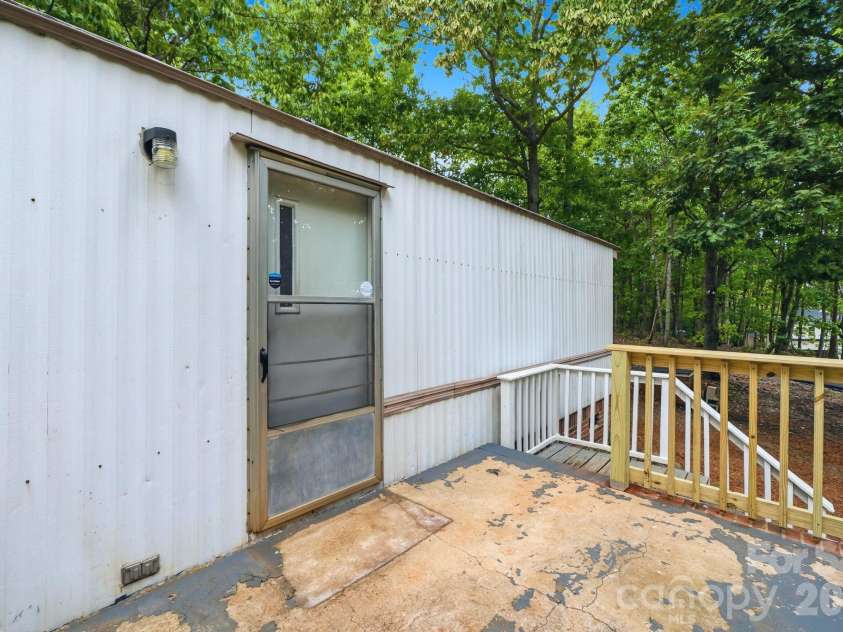 5316 Liberty Hill Road, York, SC 29745.  MLS# CAR4406107, YatesRealty ID 40395. 
