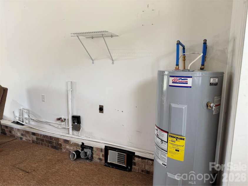 2401 Woodward Mill Road, Ruby, SC 29741.  MLS# CAR4407785, YatesRealty ID 40397. Laundry area