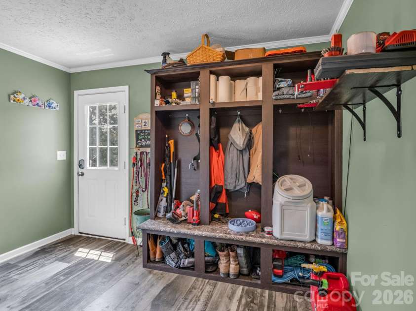 213 Big Oak Road, Hendersonville, NC 28792.  MLS# CAR4379139, YatesRealty ID 40398. 