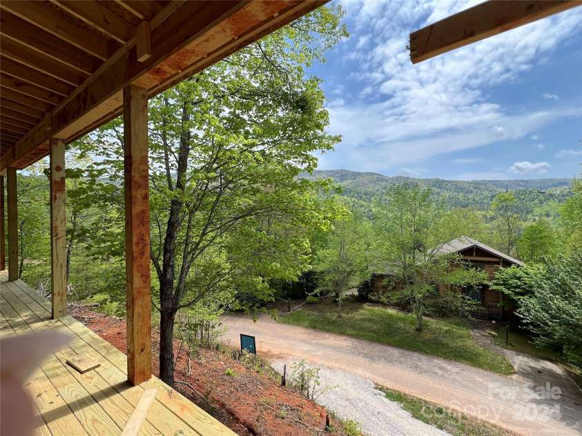 604 Blue Ridge Drive, Marion, NC 28752.  MLS# CAR4149851, YatesRealty ID 404. 