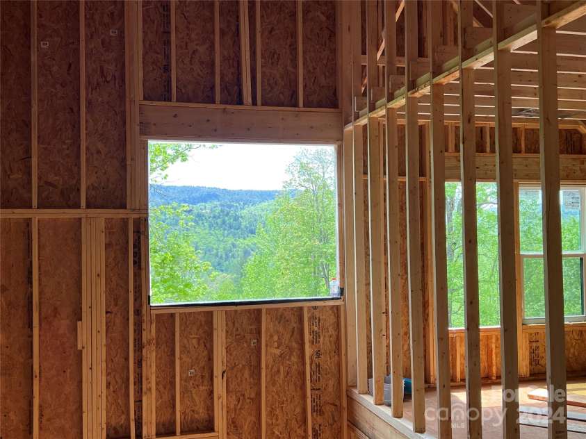 604 Blue Ridge Drive, Marion, NC 28752.  MLS# CAR4149851, YatesRealty ID 404. 