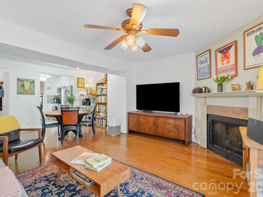 16 Spears Avenue, Asheville, NC 28801.  MLS# CAR4344321, YatesRealty ID 4040. Wood-Burning Fireplace