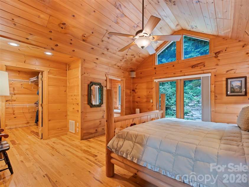 283 The High Road, Waynesville, NC 28786.  MLS# CAR4408195, YatesRealty ID 40400. 