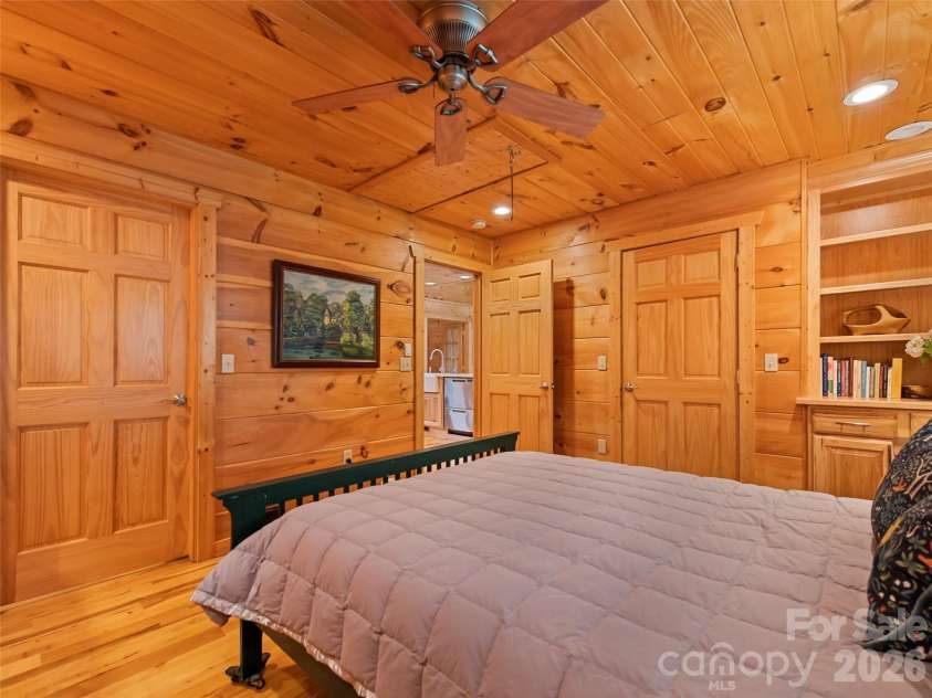 283 The High Road, Waynesville, NC 28786.  MLS# CAR4408195, YatesRealty ID 40400. 
