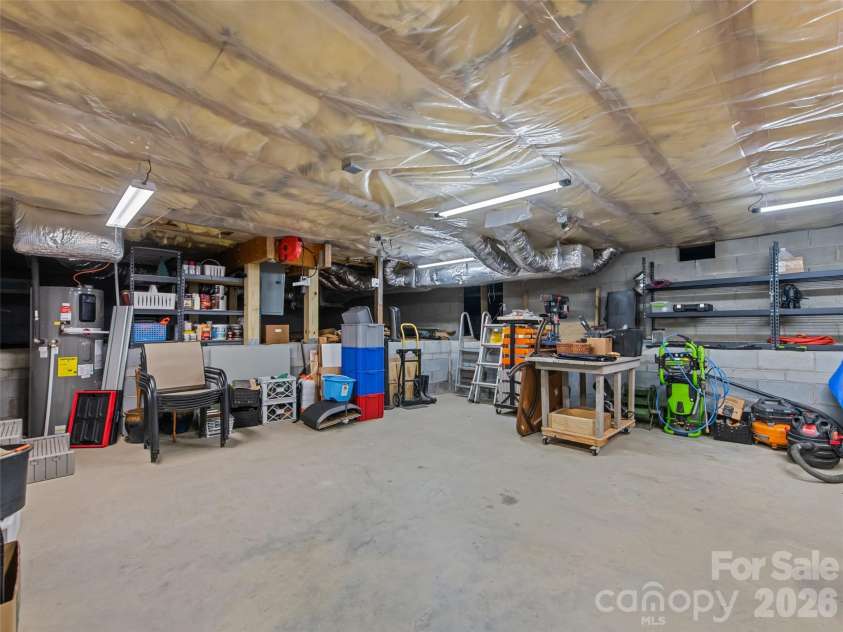 283 The High Road, Waynesville, NC 28786.  MLS# CAR4408195, YatesRealty ID 40400. 