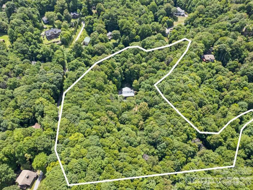283 The High Road, Waynesville, NC 28786.  MLS# CAR4408195, YatesRealty ID 40400. 
