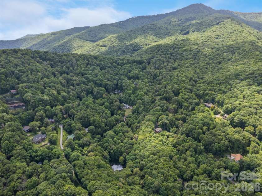 283 The High Road, Waynesville, NC 28786.  MLS# CAR4408195, YatesRealty ID 40400. 