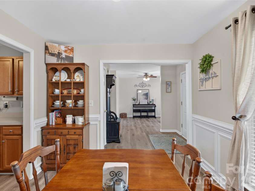 9200 High Rock Drive, Waxhaw, NC 28173.  MLS# CAR4408610, YatesRealty ID 40401. 