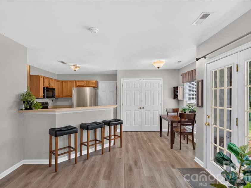9200 High Rock Drive, Waxhaw, NC 28173.  MLS# CAR4408610, YatesRealty ID 40401. 