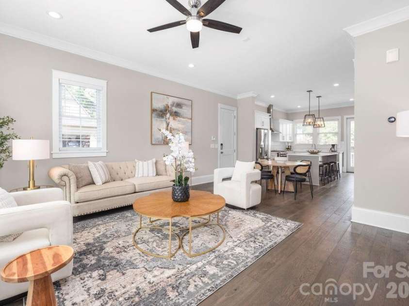 2728 Kilgo Way, Charlotte, NC 28205.  MLS# CAR4407297, YatesRealty ID 40402. 