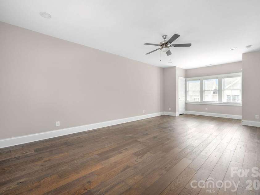 2728 Kilgo Way, Charlotte, NC 28205.  MLS# CAR4407297, YatesRealty ID 40402. 