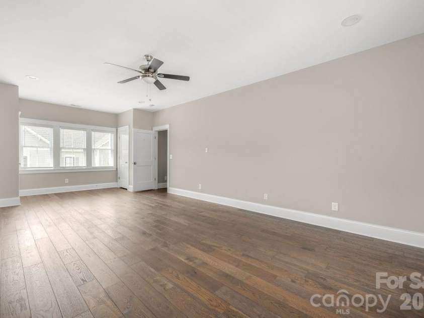 2728 Kilgo Way, Charlotte, NC 28205.  MLS# CAR4407297, YatesRealty ID 40402. 