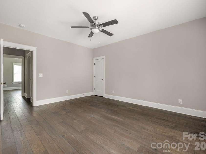 2728 Kilgo Way, Charlotte, NC 28205.  MLS# CAR4407297, YatesRealty ID 40402. 
