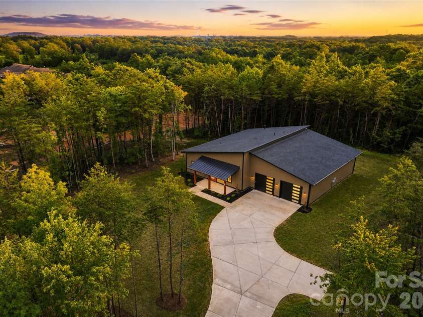 7401 Sherrills Ford Road, Sherrills Ford, NC 28673.  MLS# CAR4407784, YatesRealty ID 40403. 