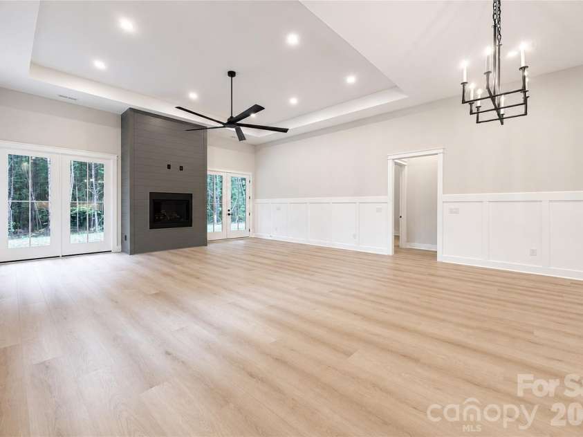 7401 Sherrills Ford Road, Sherrills Ford, NC 28673.  MLS# CAR4407784, YatesRealty ID 40403. 
