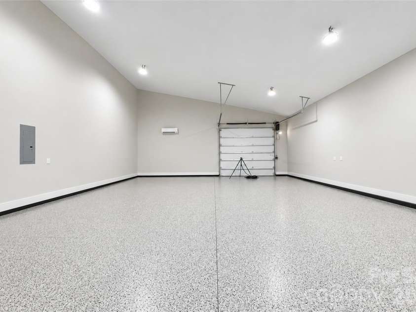 7401 Sherrills Ford Road, Sherrills Ford, NC 28673.  MLS# CAR4407784, YatesRealty ID 40403. 
