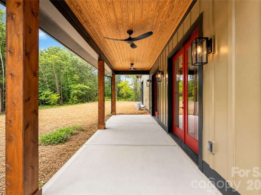 7401 Sherrills Ford Road, Sherrills Ford, NC 28673.  MLS# CAR4407784, YatesRealty ID 40403. 