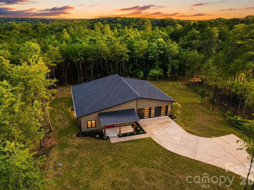 7401 Sherrills Ford Road, Sherrills Ford, NC 28673.  MLS# CAR4407784, YatesRealty ID 40403. 